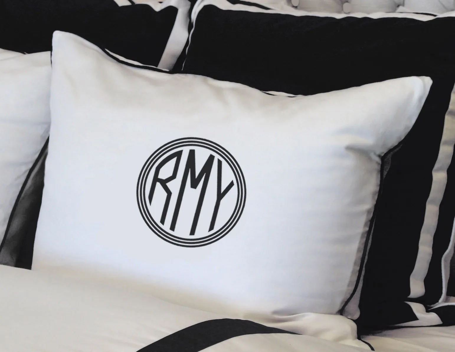 400TC Live To Tell Duvets Onyx