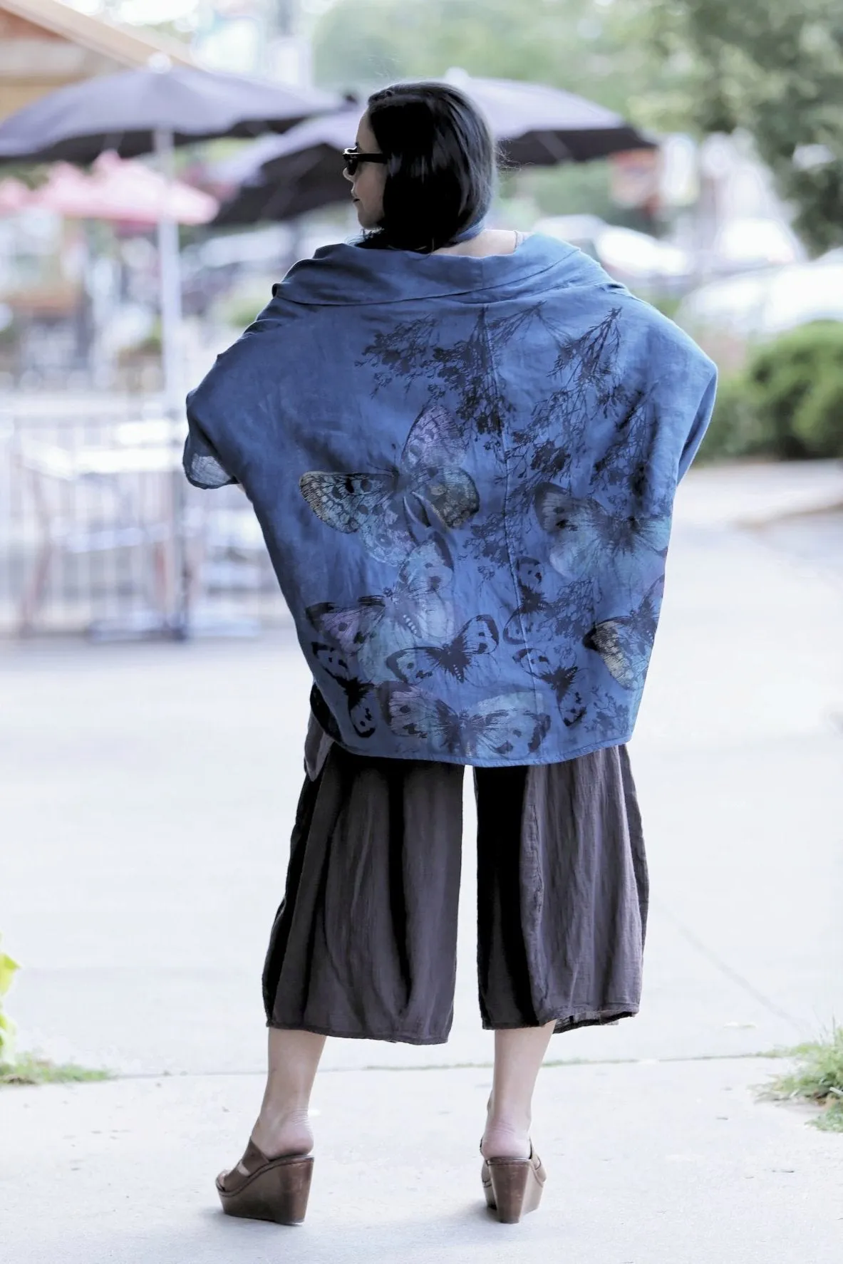 5230 Artful Summer Cardi-Sapphire-Butterflies