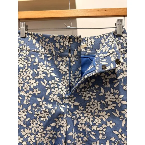 Alice   Olivia Cady High Waisted Shorts Floral Size S Pockets Embroidered Nylon