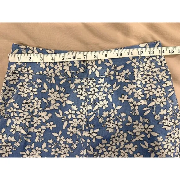 Alice   Olivia Cady High Waisted Shorts Floral Size S Pockets Embroidered Nylon