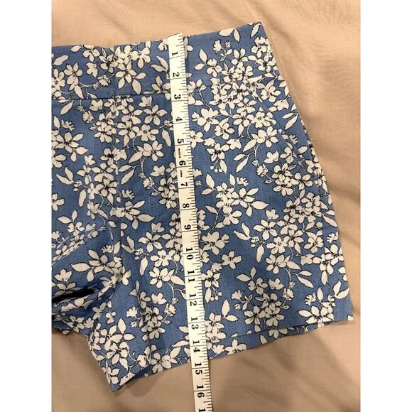 Alice   Olivia Cady High Waisted Shorts Floral Size S Pockets Embroidered Nylon