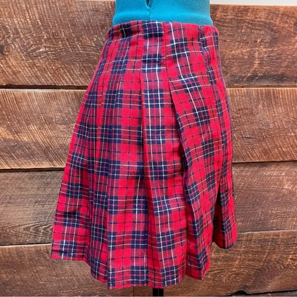 Arizona Pleated Skirt - Red &amp; Black Plaid w/ Gold Tinsel - Vintage 90’s Goth