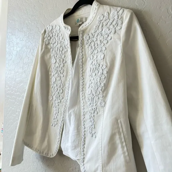 Boden White Julianna Floral Embroidered Jacket Blazer Coat Size 6 Preppy