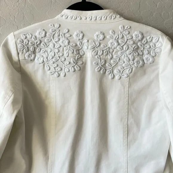 Boden White Julianna Floral Embroidered Jacket Blazer Coat Size 6 Preppy