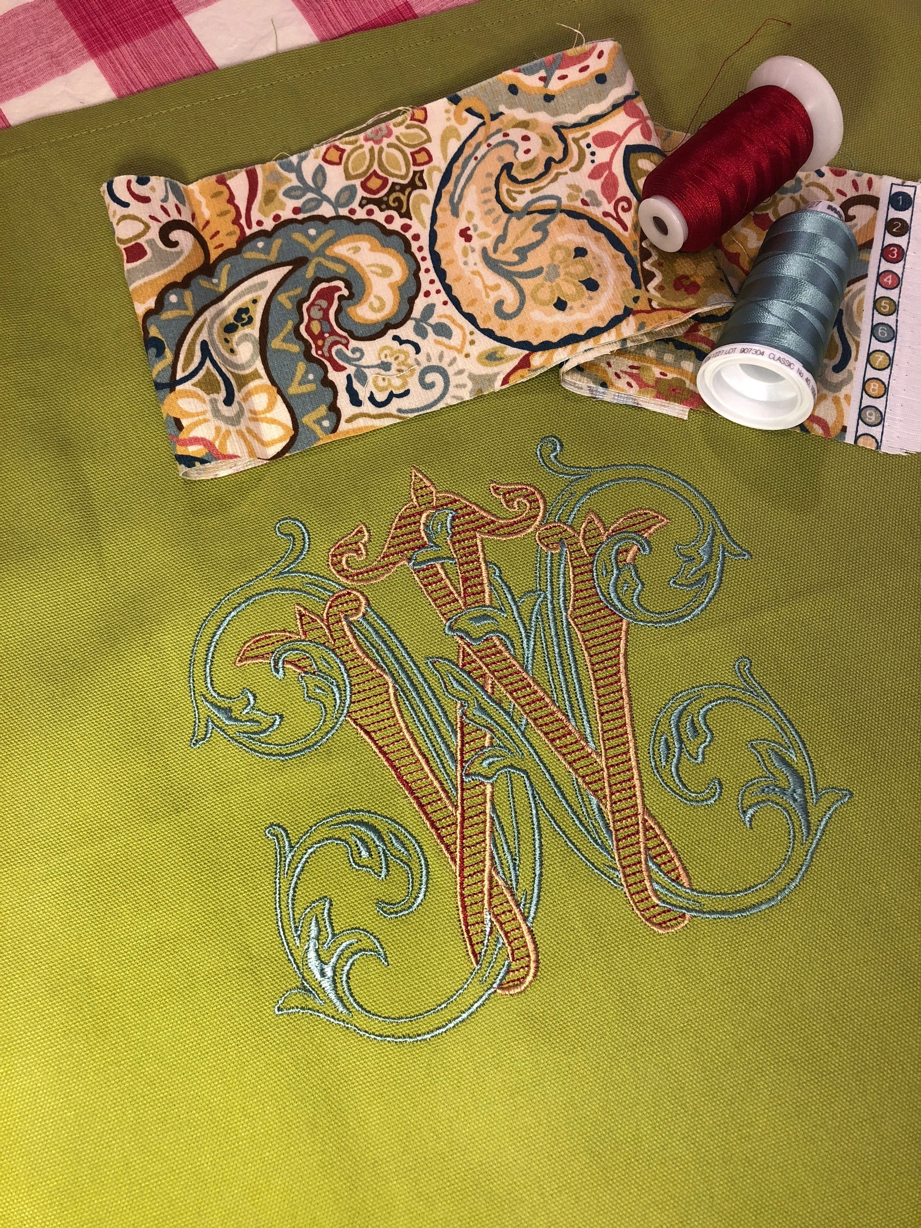Custom Monogram With Motif