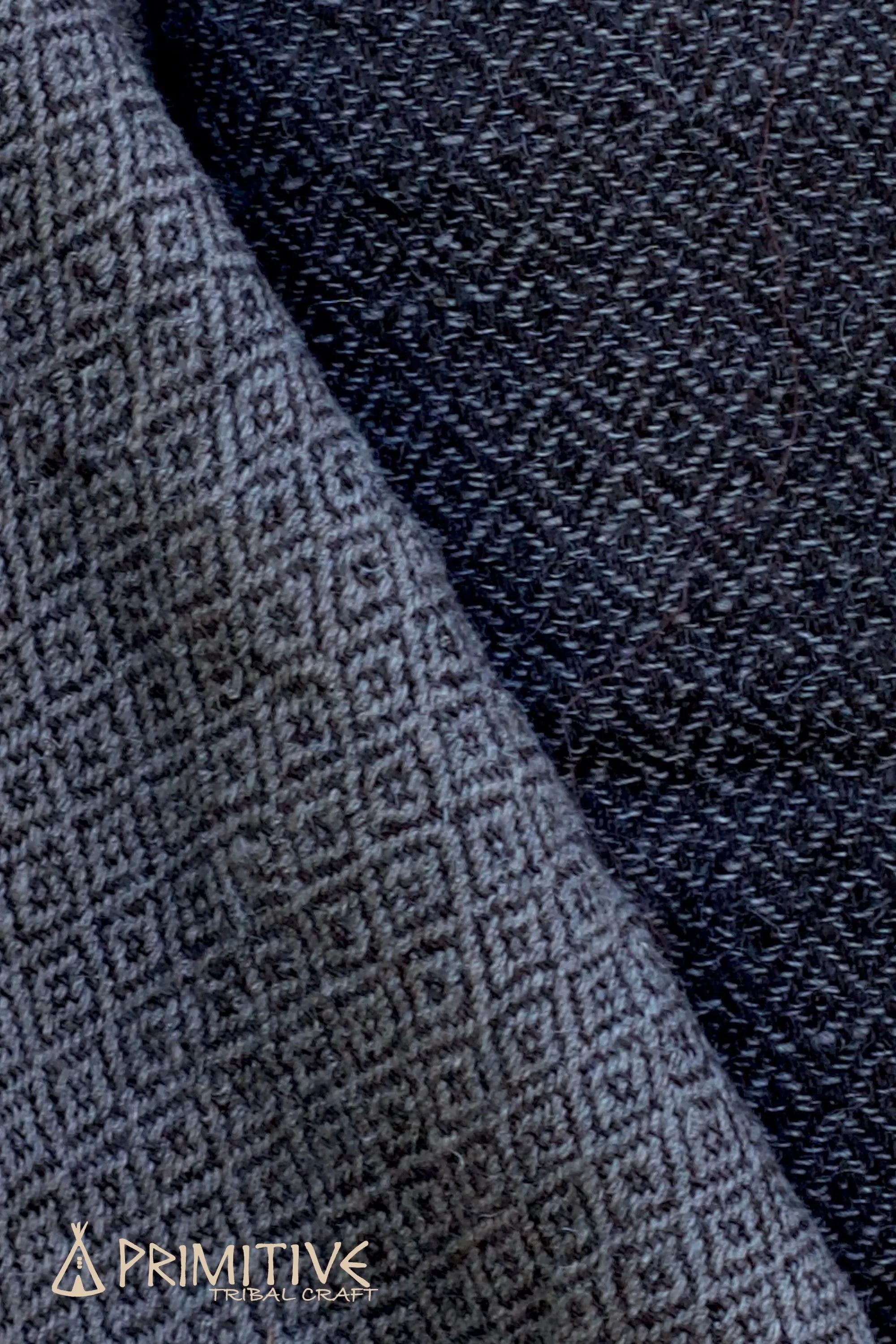 Diamond Weave Poncho ⫷⫸ HandSpun ⫷⫸ HandWoven