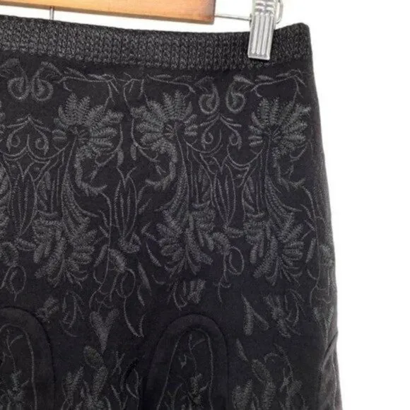Elie Tahari Black Embroidered Floral Wool Blend A-Line Skirt