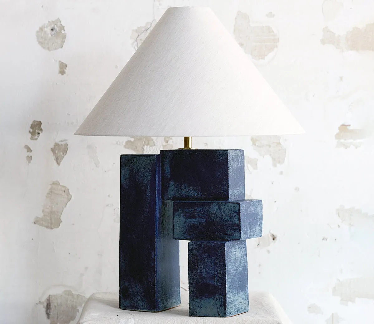 Emma table lamp
