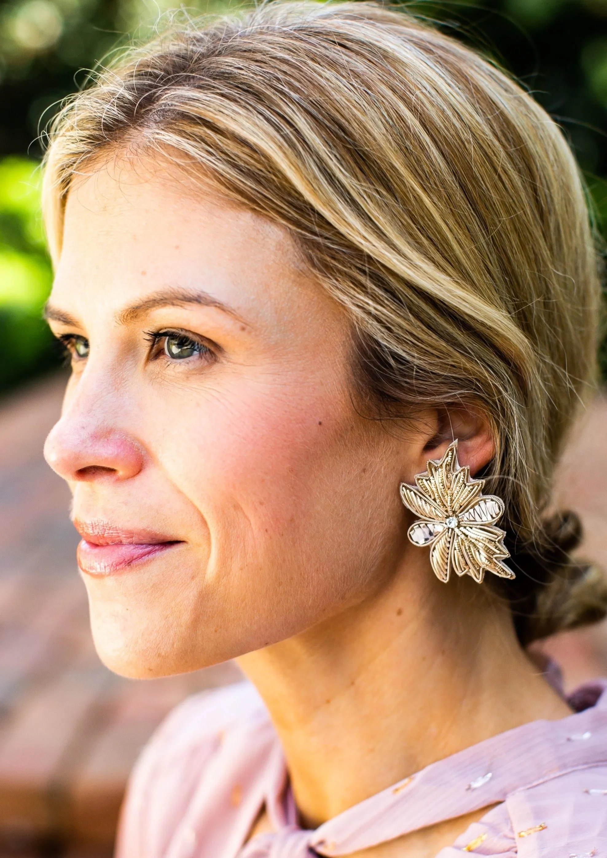Gold Appliqué Earbobs