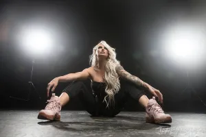 Heidi Shepherd - Icon - signed limited edition 8x12 metallic print