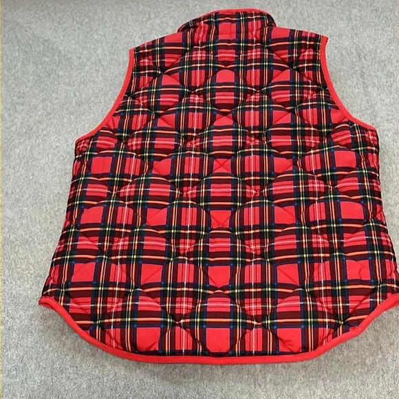 J Crew Quilted Excursion Vest Small Plaid Outdoor Preppy Academia Gorpcore