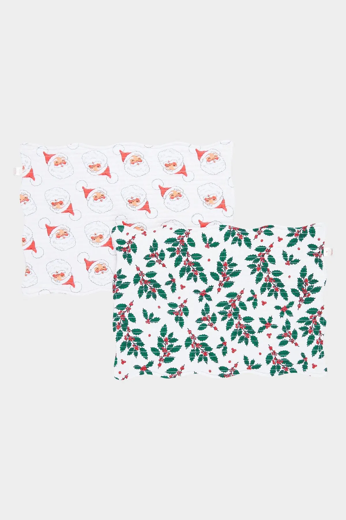 Quilted Placemat Set of 2 in Gardenia Santas   Holly