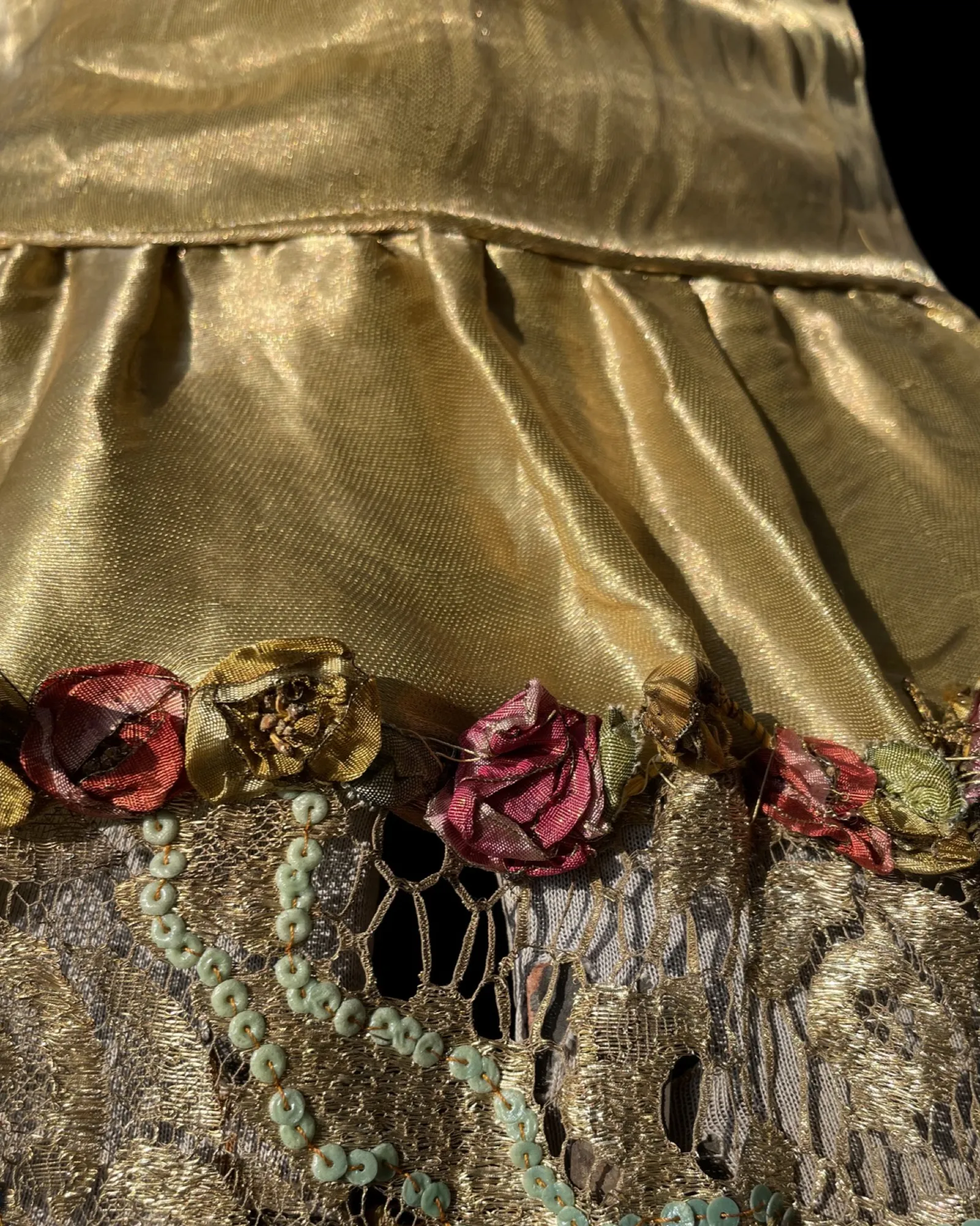 RARE 1920s Robe De Style Gold Lamé & Lace Multi Color Sequin Embellished Gown