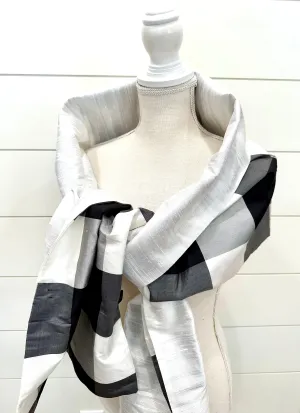 Silk Wrap in White w Black Plaid (LW110)