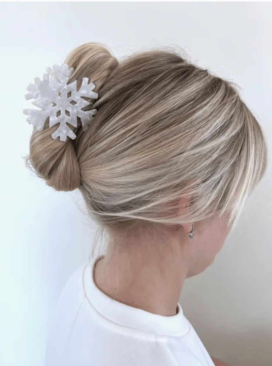 Snowflake Claw Hair Clip