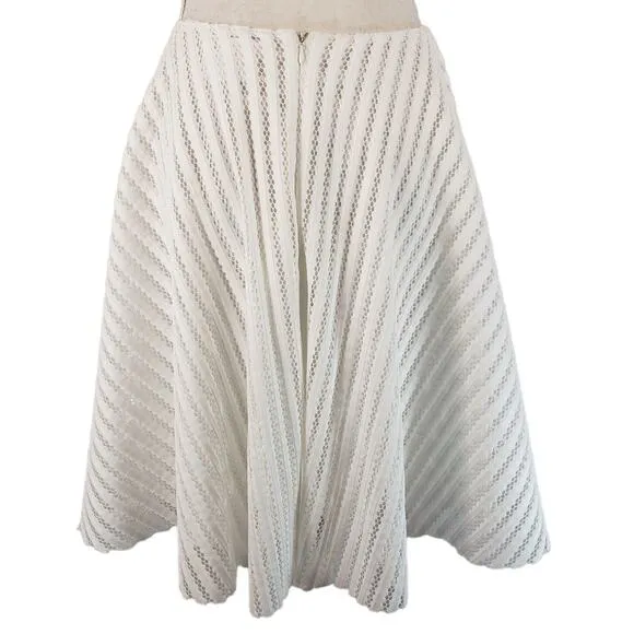 The Coverii White Lace Embroidered Textured Raw Hem Knee Length Full Skirt S