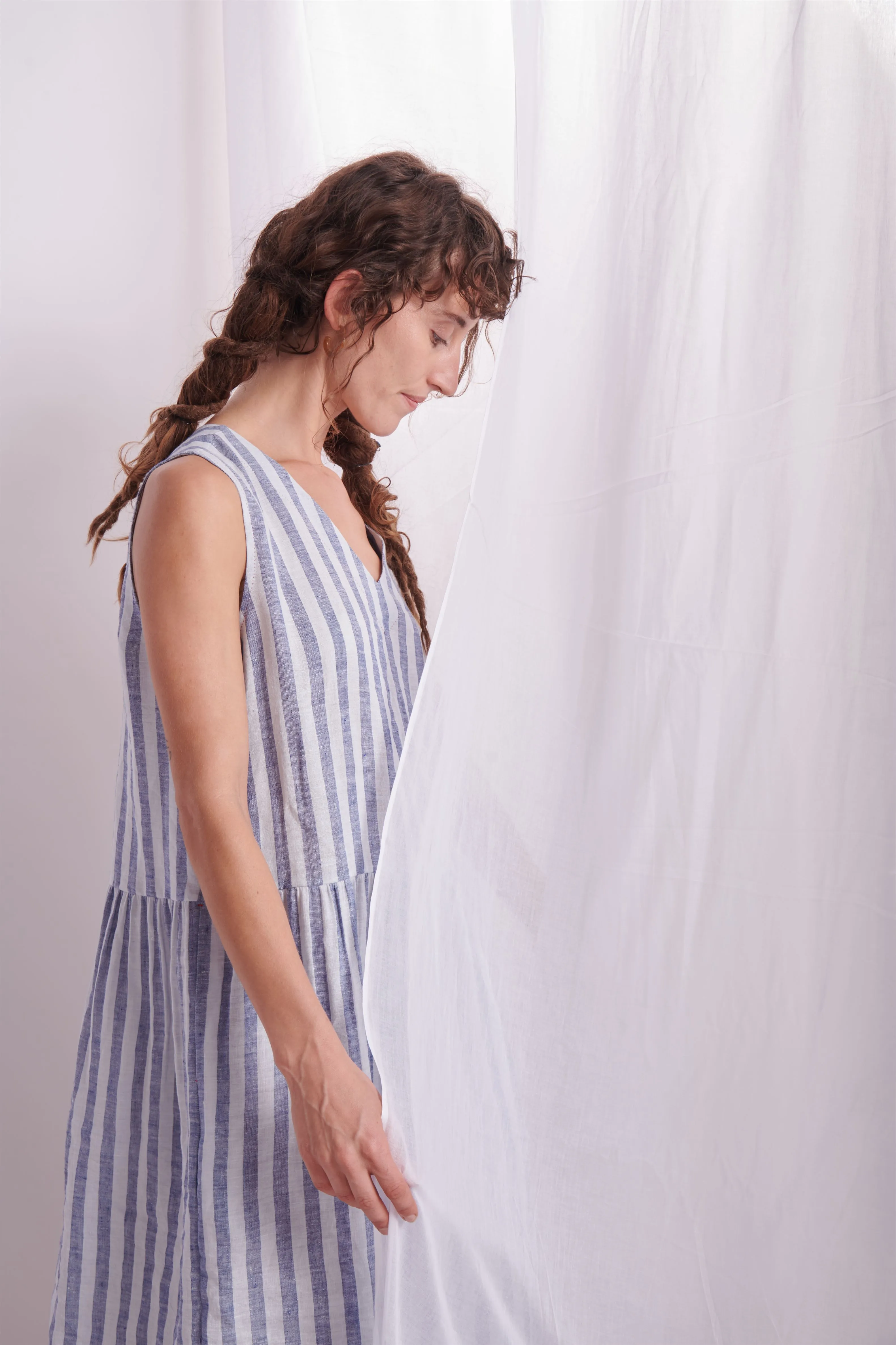 The Plavate I Molodenovo Will catch up later Dress in Primson prink Linen Pink Daily Collection AW22-08