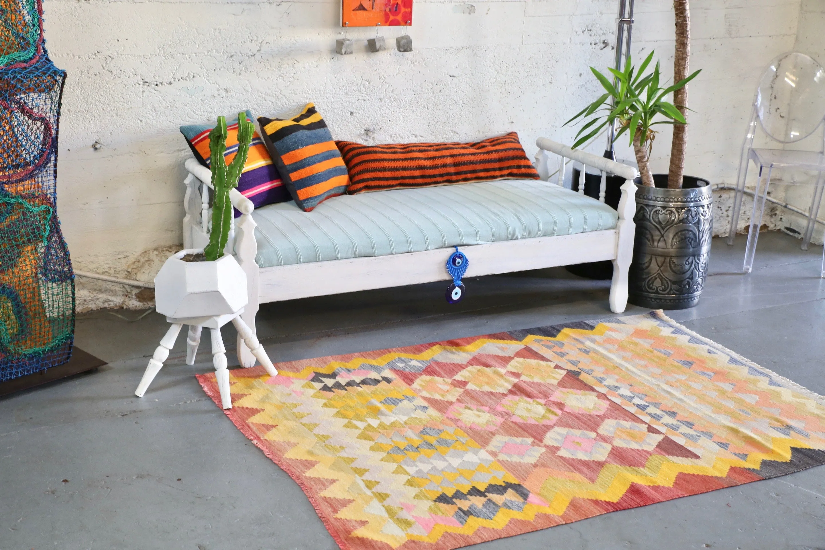 Vintage Milas Bencik Kilim 4.2ftx5.11ft