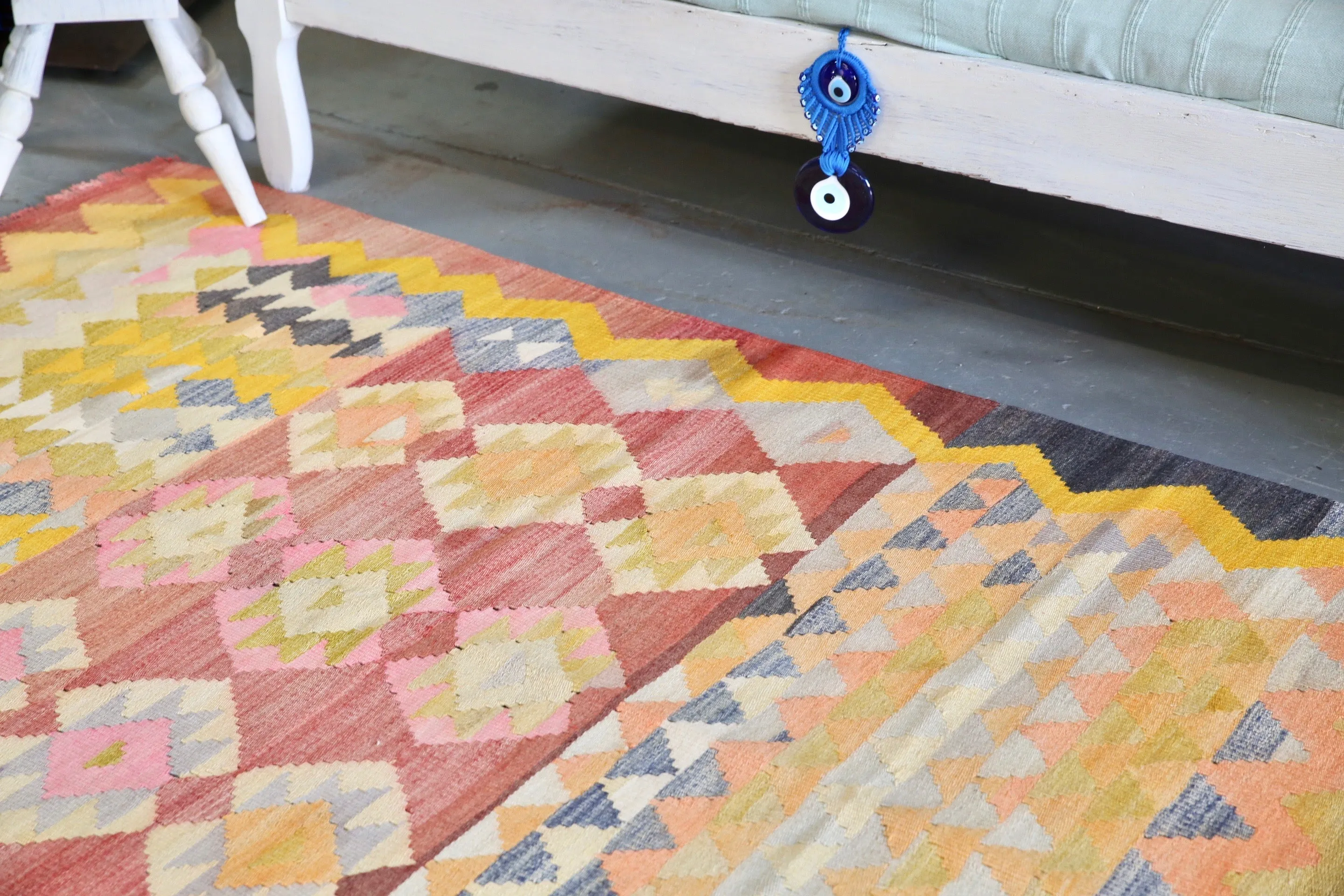 Vintage Milas Bencik Kilim 4.2ftx5.11ft