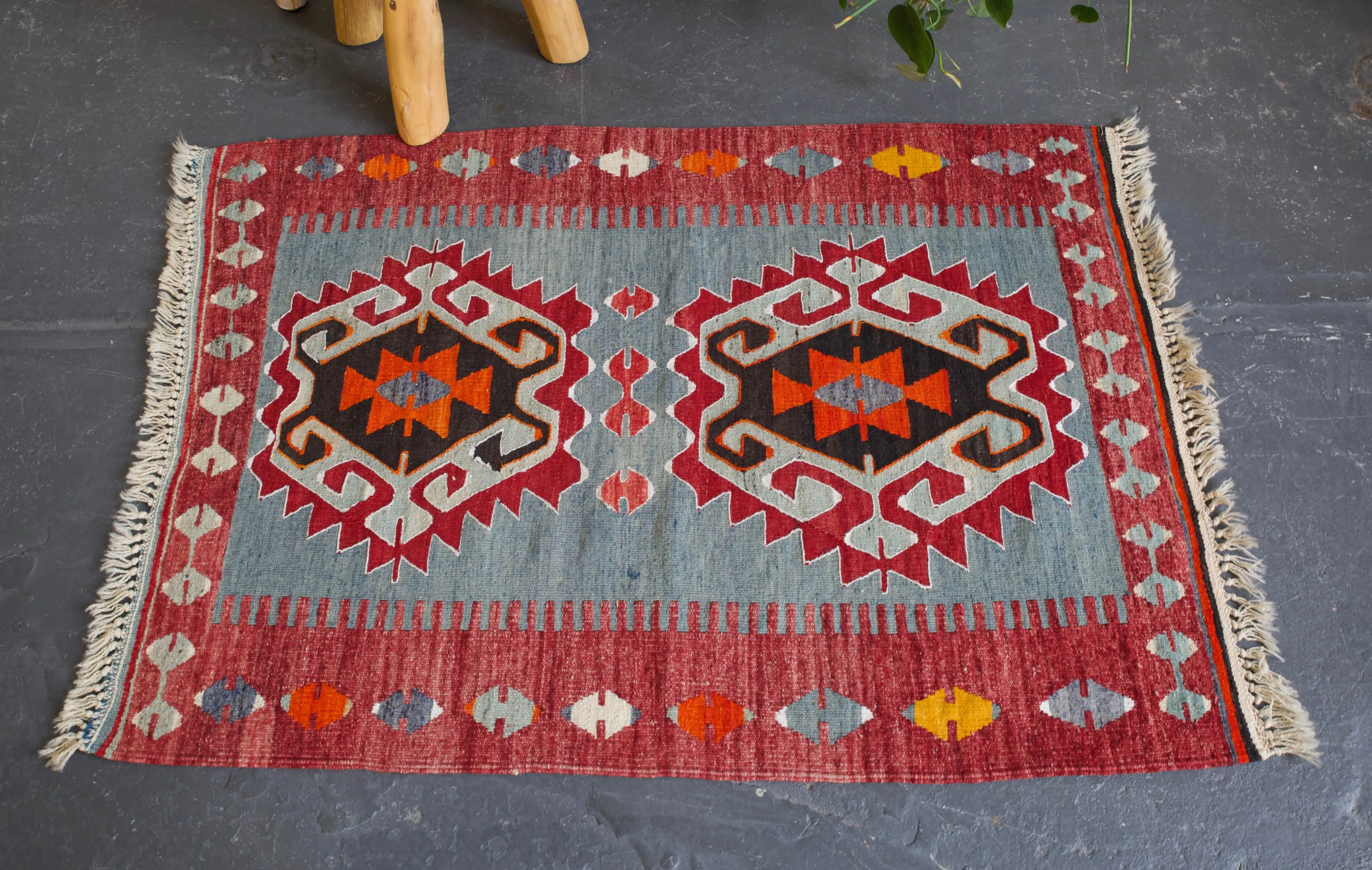 Vintage Mini Turkish Kilim Rug 2'9"x4'