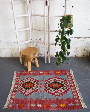 Vintage Mini Turkish Kilim Rug 2'9"x4'