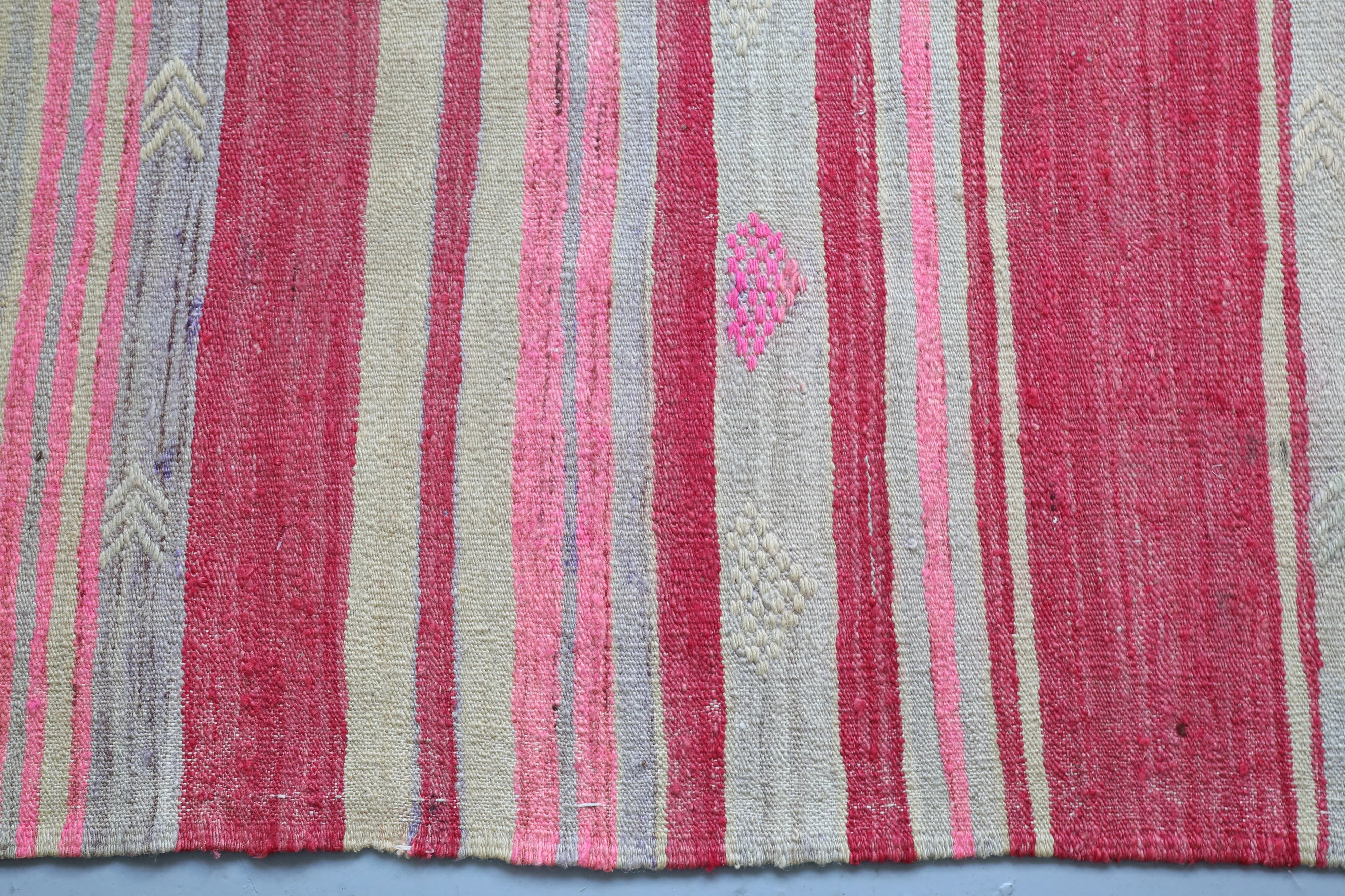 Vintage Mini Turkish Kilim Rug 3.9ftx5.4ft