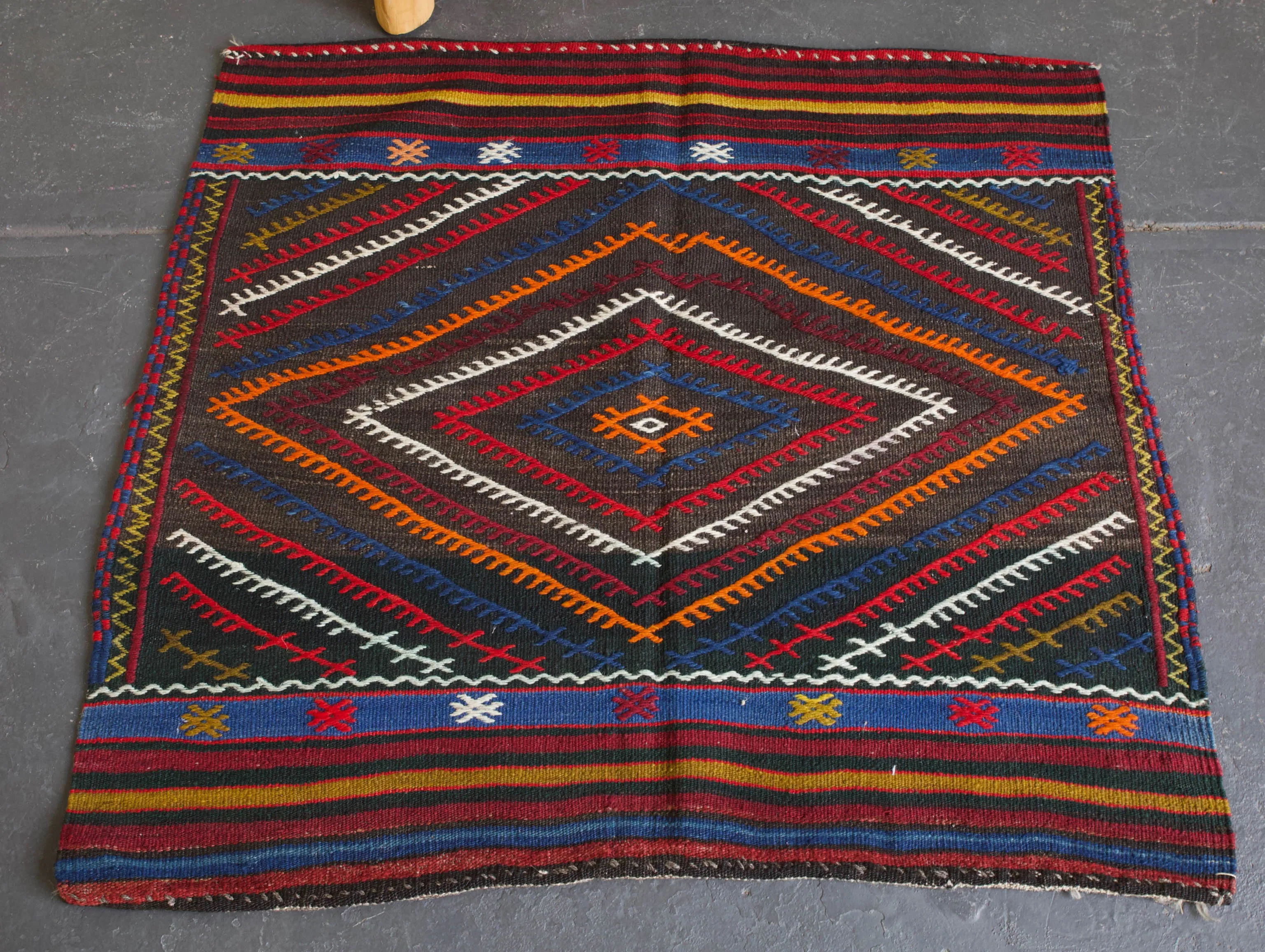 Vintage Mini Turkish Kilim Rug 3'x3'3"