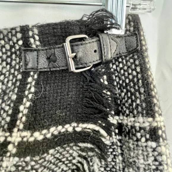 Vintage Talbots Petites Black White Plaid Wool Wrap Fringed Maxi Skirt Size 2P