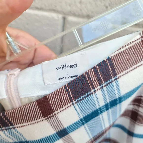 Wilfred Aritzia | Classic Plaid Mini Skirt in Conway Birch/Suave Grn Size 0