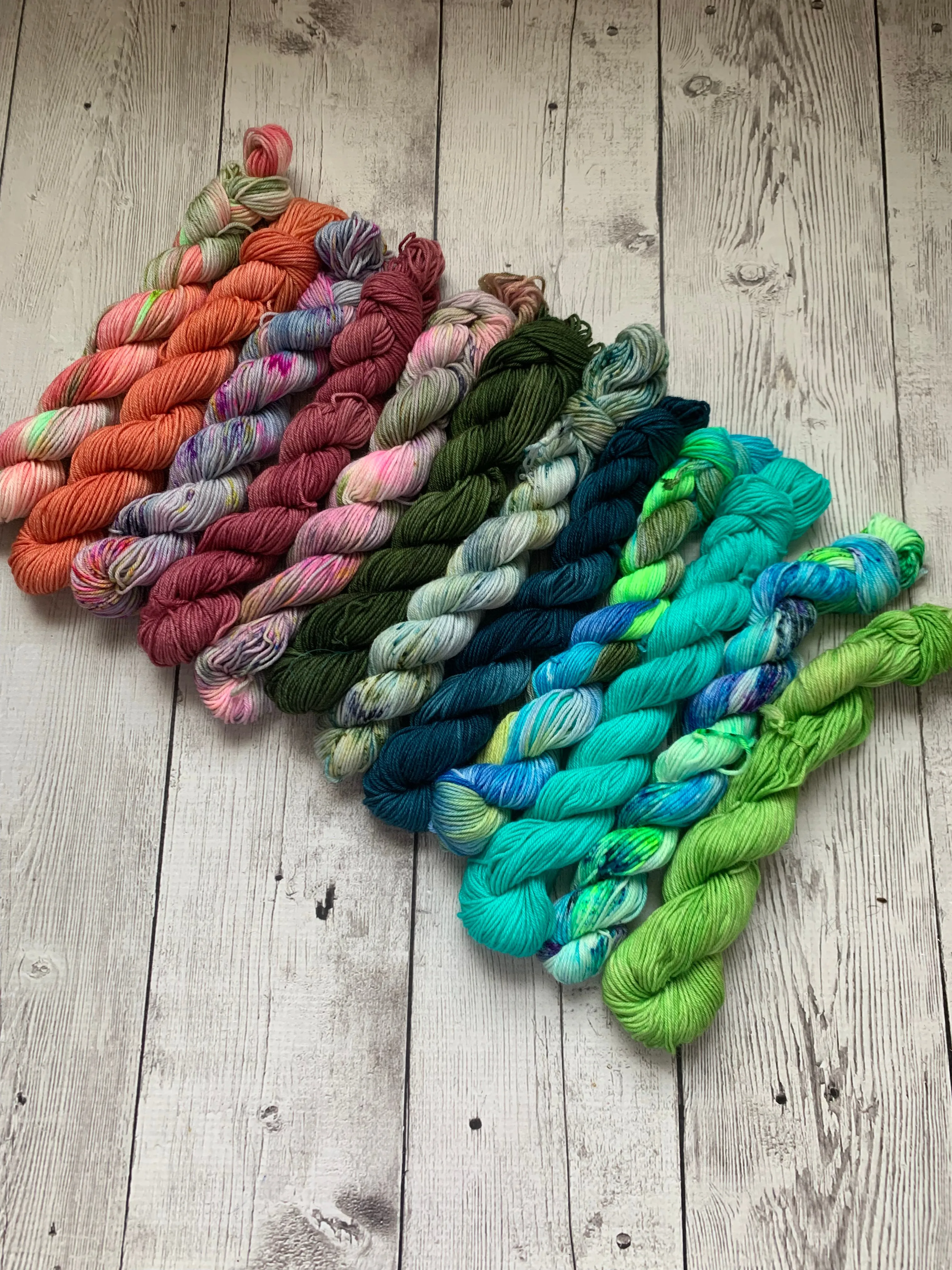 WINDOWS of HISTORY Shawl