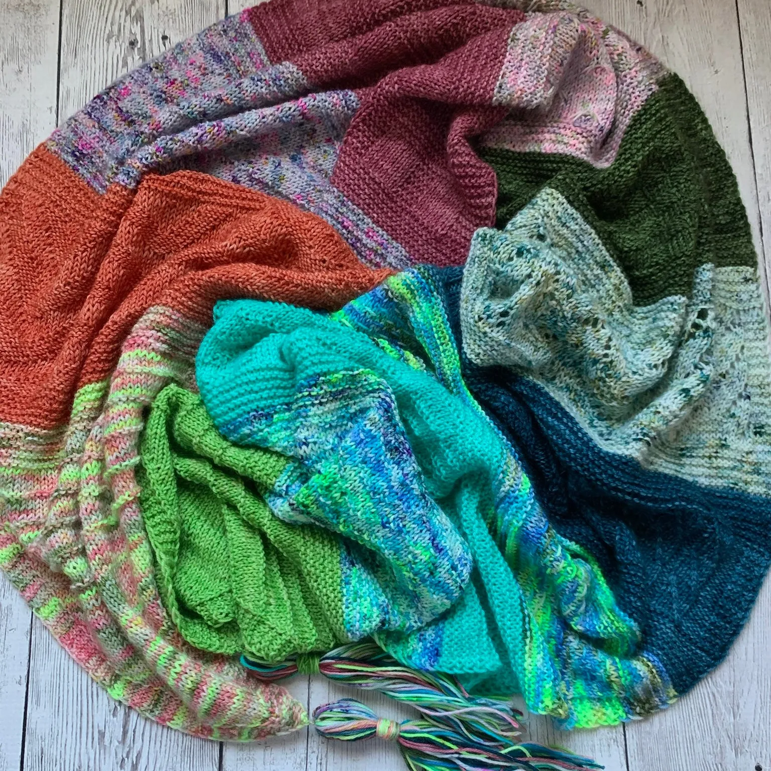 WINDOWS of HISTORY Shawl