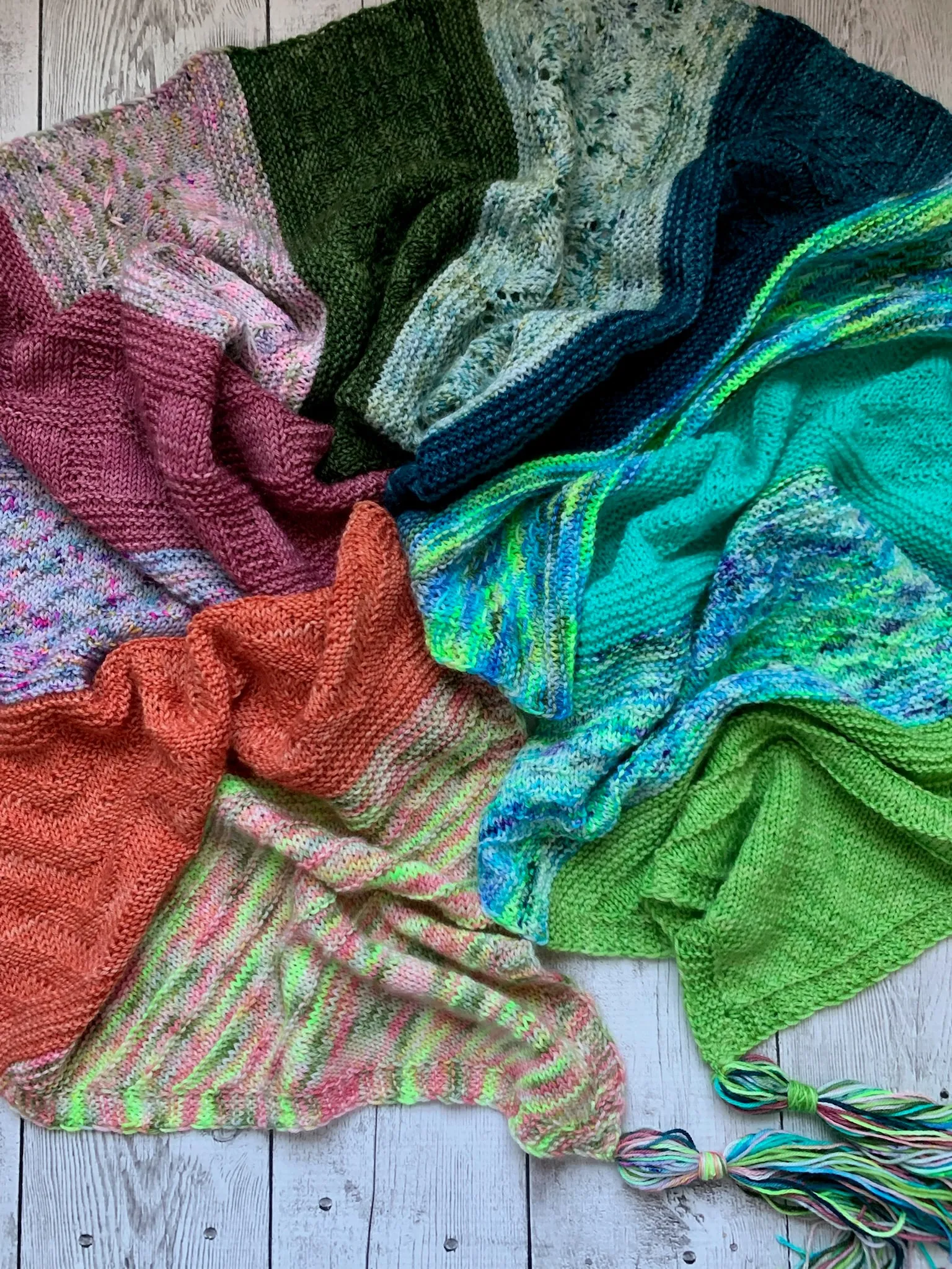 WINDOWS of HISTORY Shawl