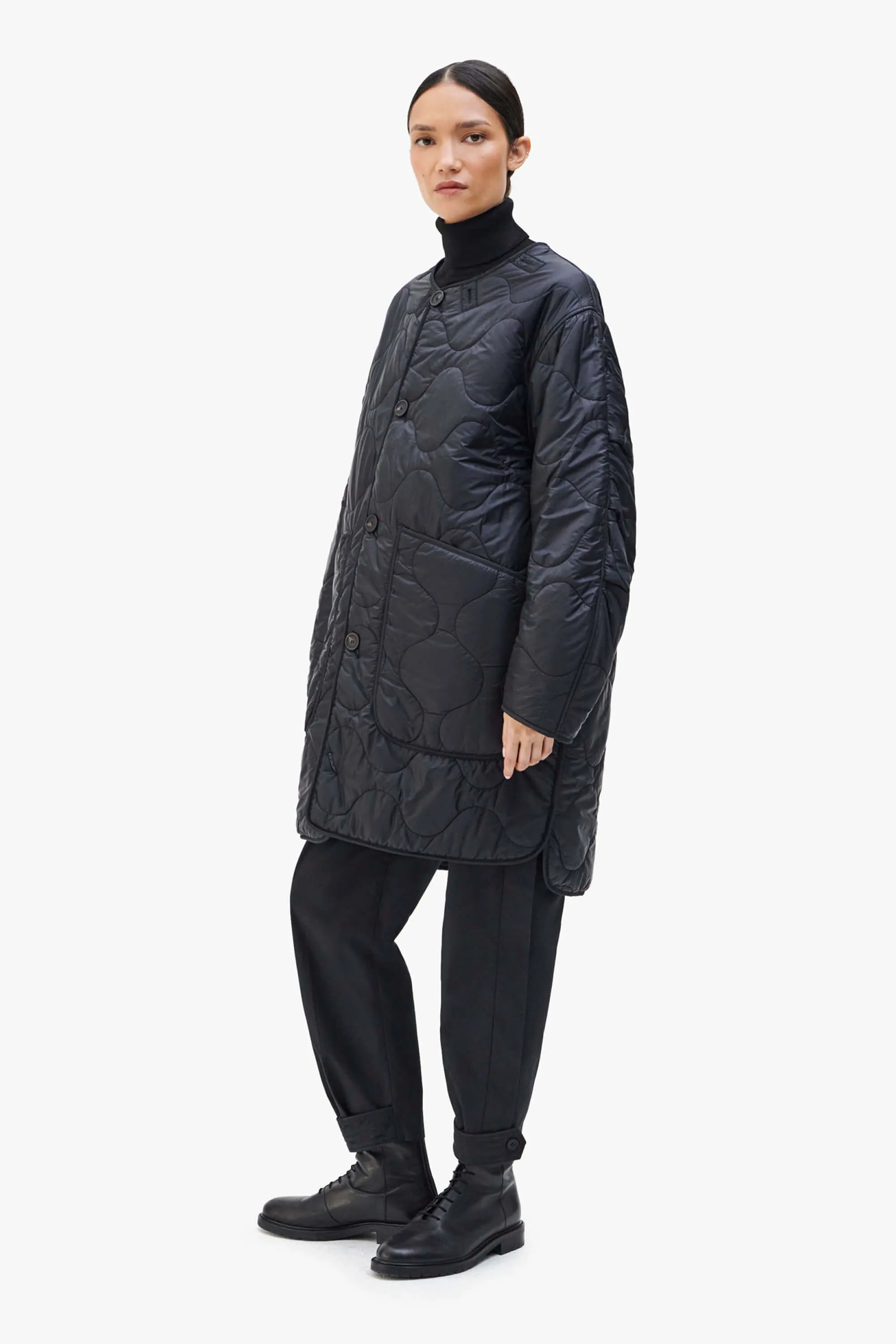 Wool Quilt Jacket - Navy / Black